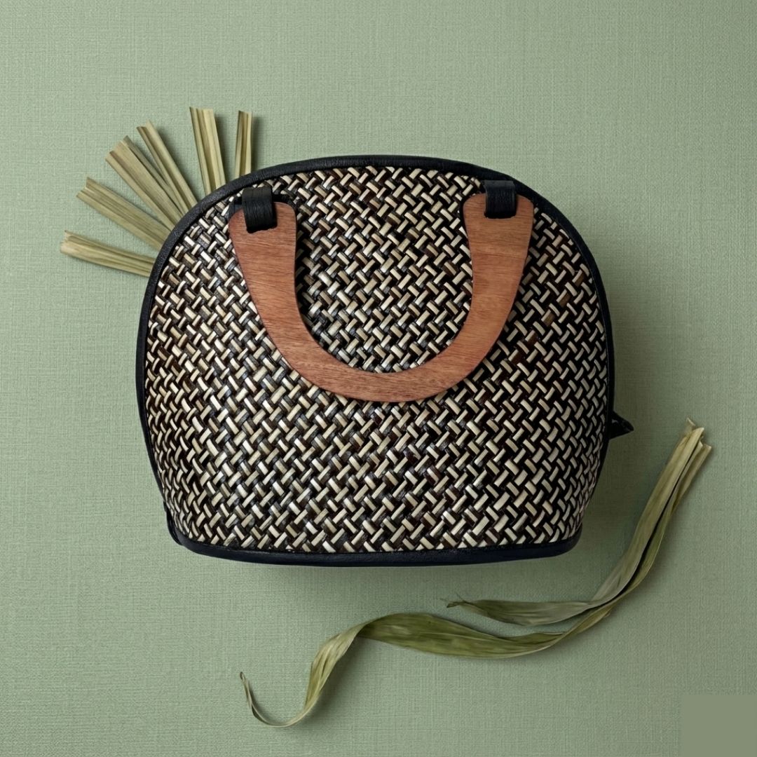 HANDBAGS
