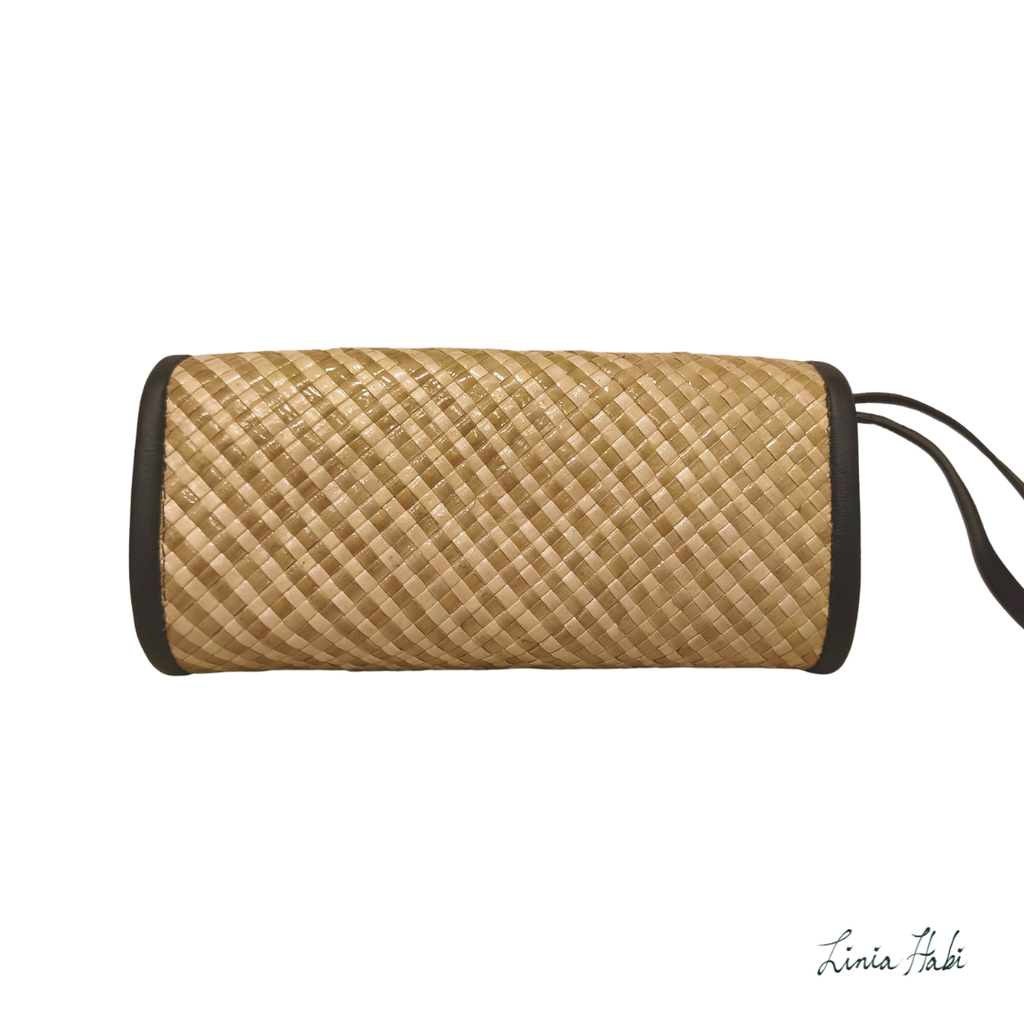 Esther Envelope Purse - Classic