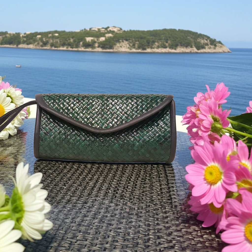 Esther Envelope Purse